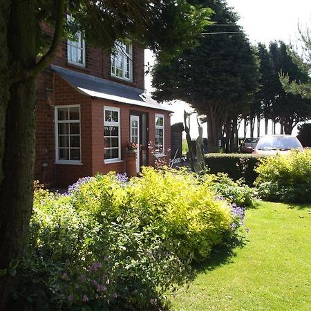 Woldview House Bed And Breakfast Binbrook Exterior photo